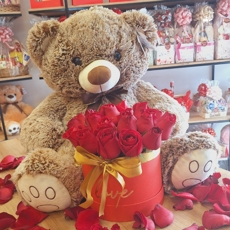 Presente Kit Love com Pel�cia e 24 Rosas